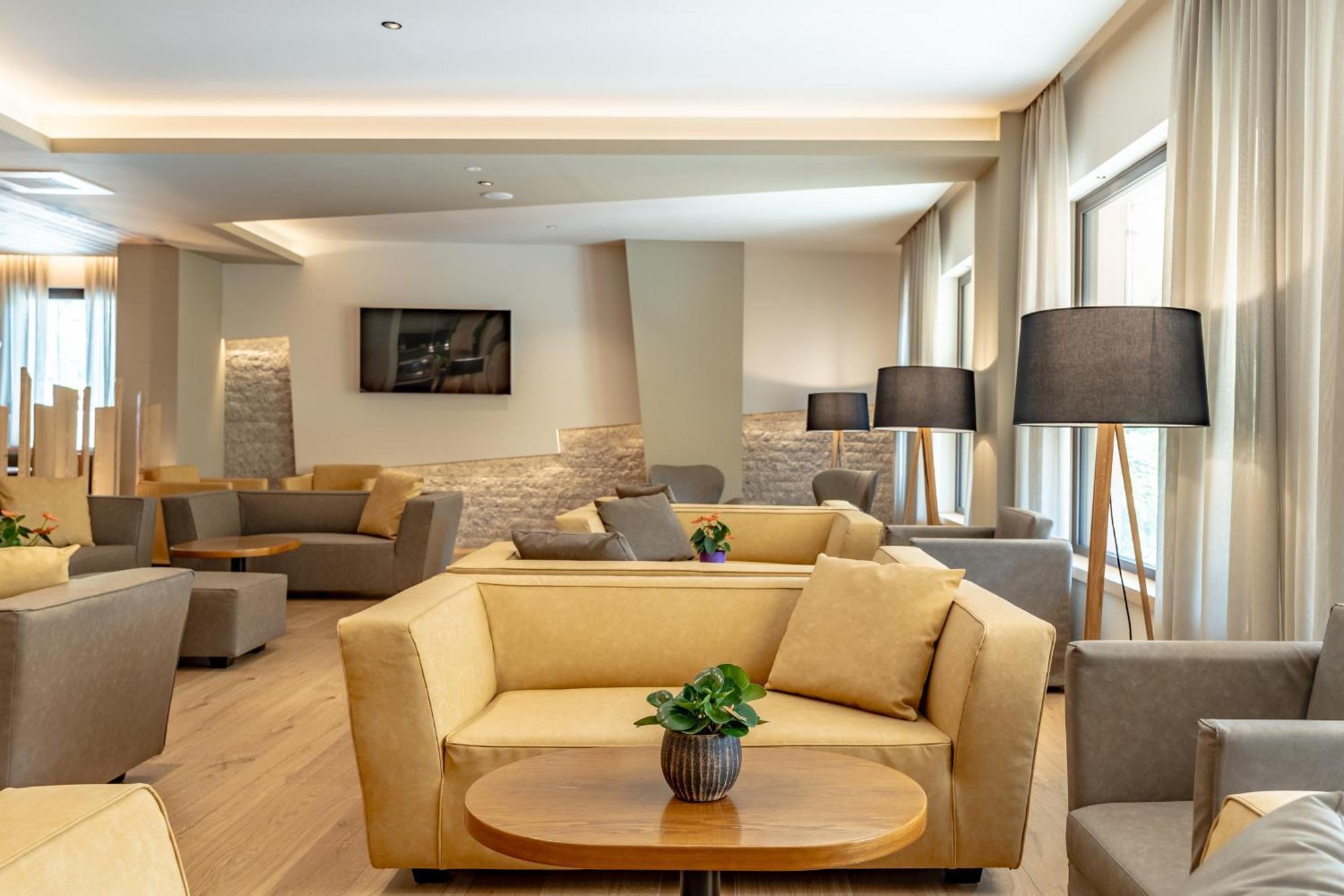Hotel Ariston Levico Terme Dış mekan fotoğraf