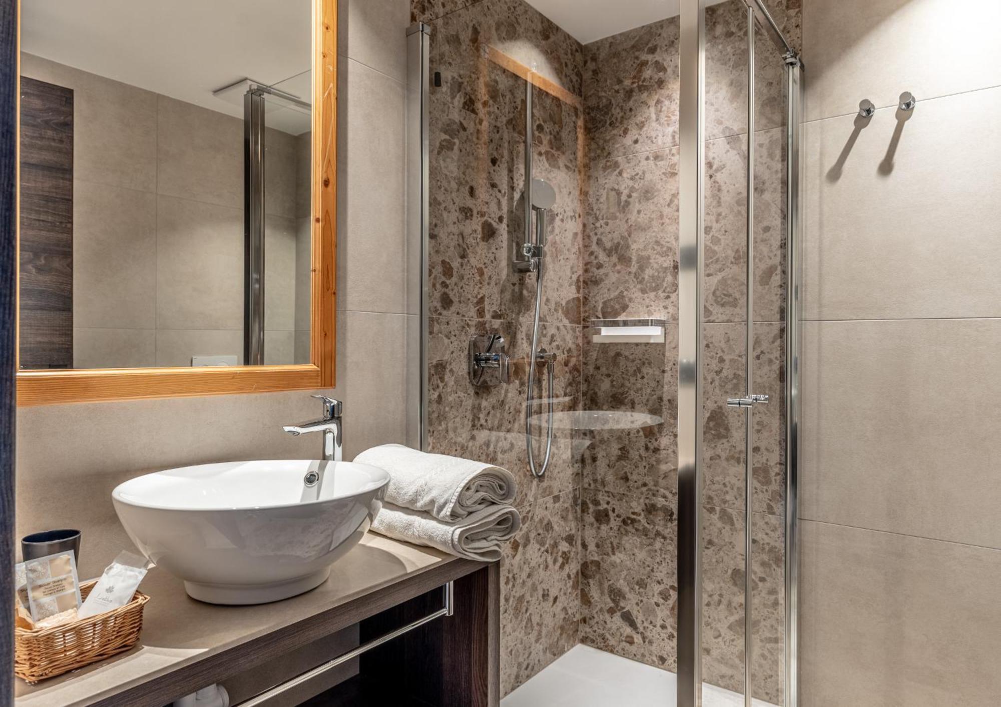 Hotel Ariston Levico Terme Dış mekan fotoğraf