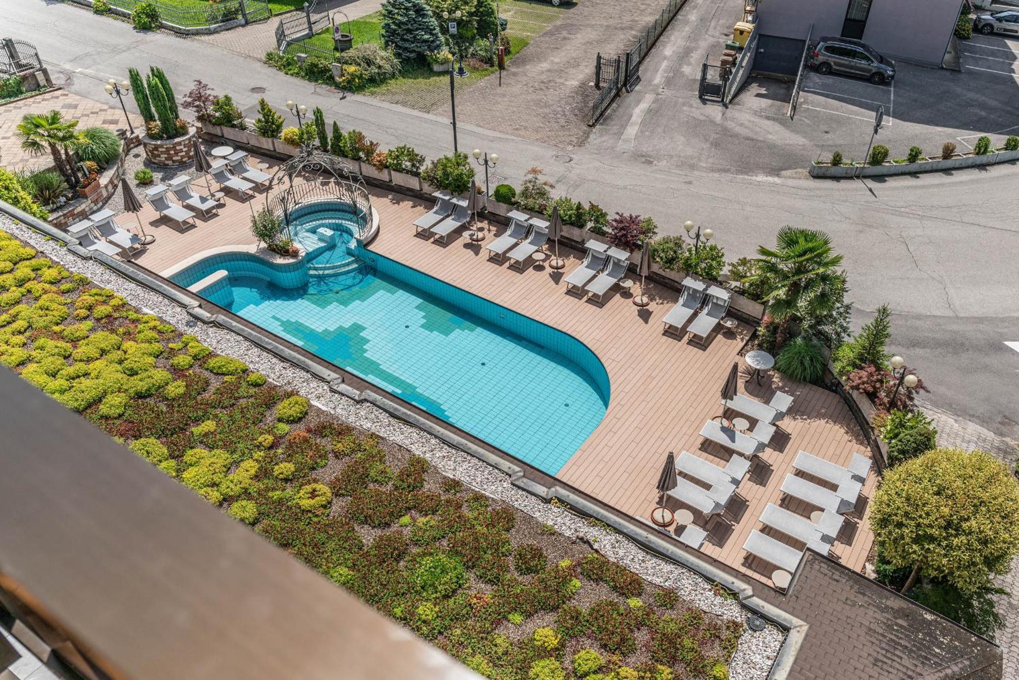 Hotel Ariston Levico Terme Dış mekan fotoğraf