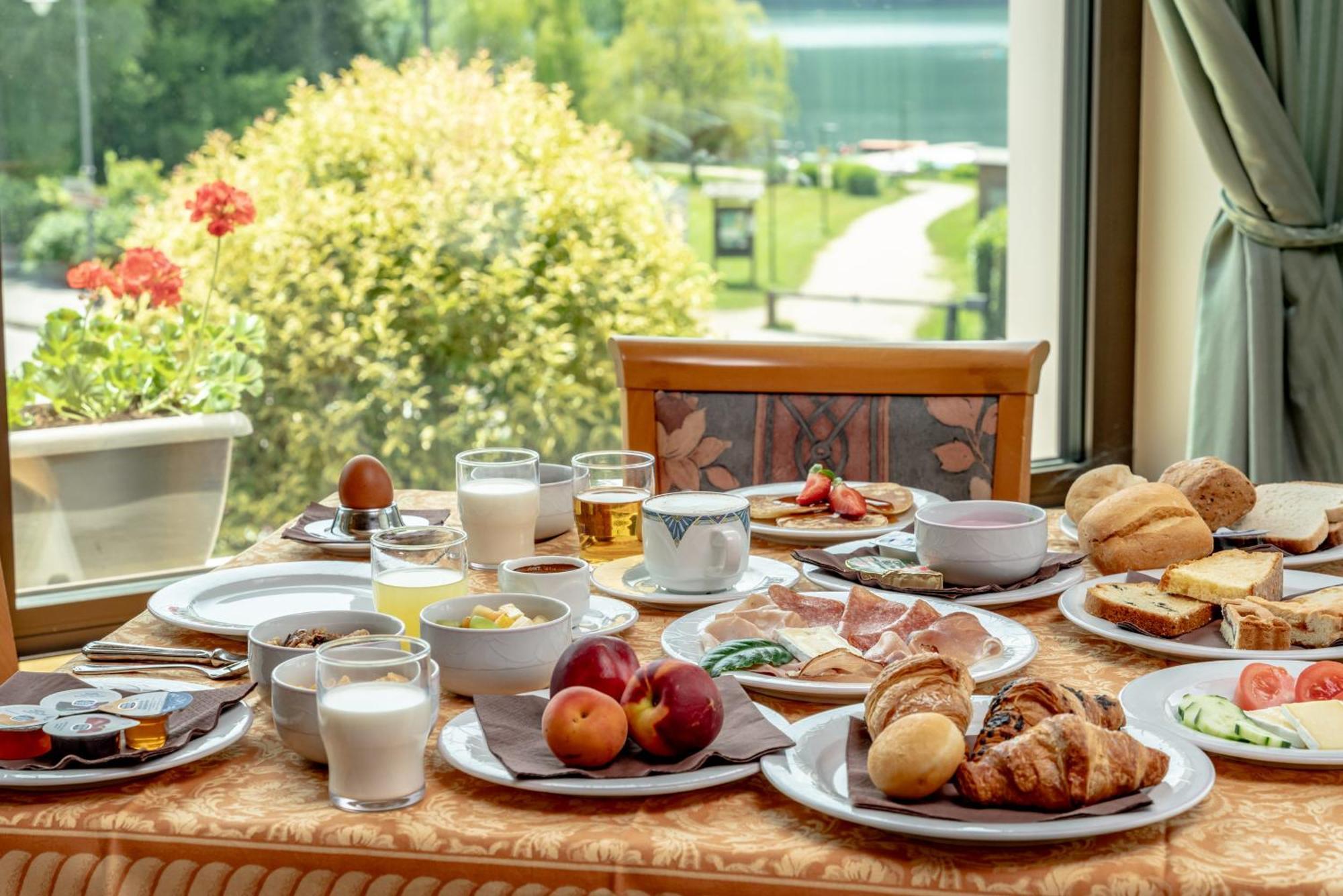 Hotel Ariston Levico Terme Dış mekan fotoğraf